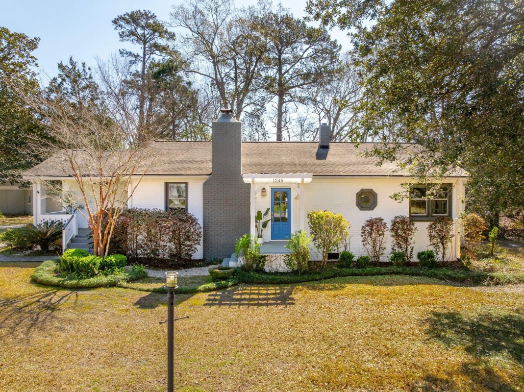 1245 Forestwood Drive