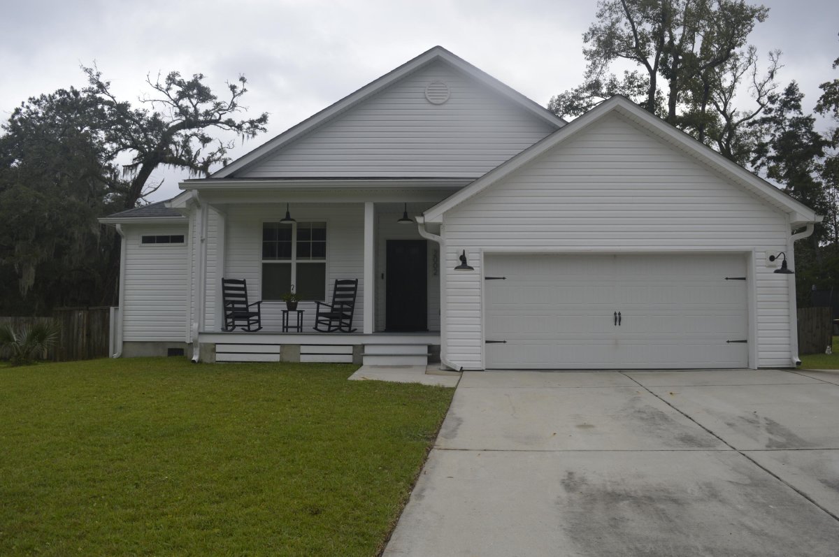 2002 Kay Street