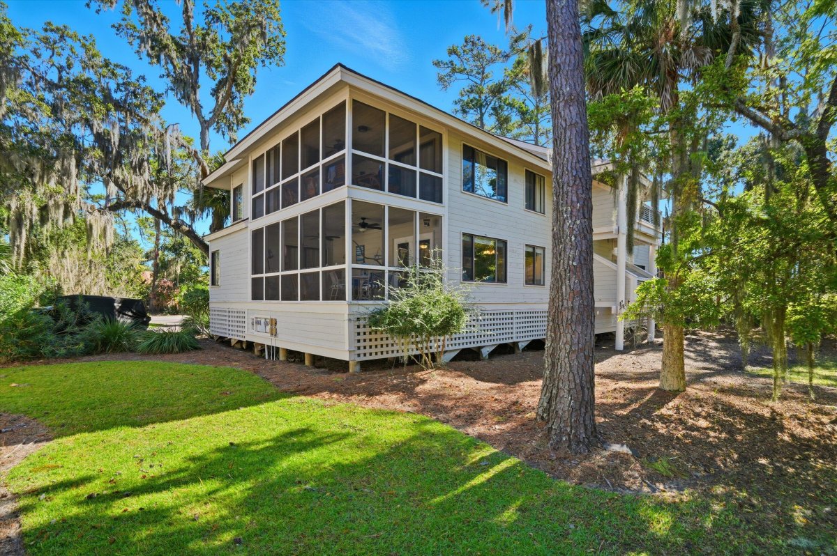 857 Club Cottage Road