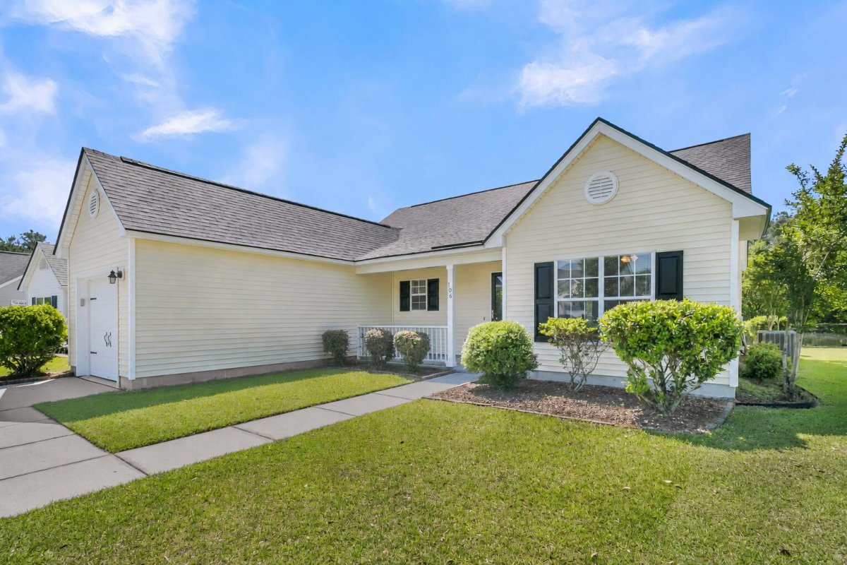 106 Dovetail Circle