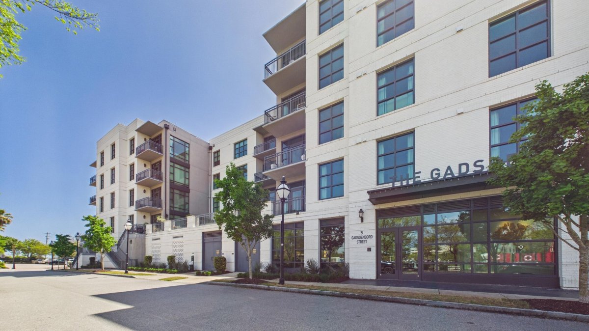 5 Gadsdenboro Street Apt 212