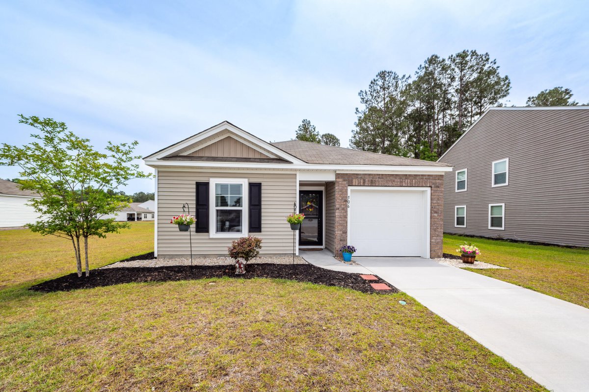 506 Shady Maple Street