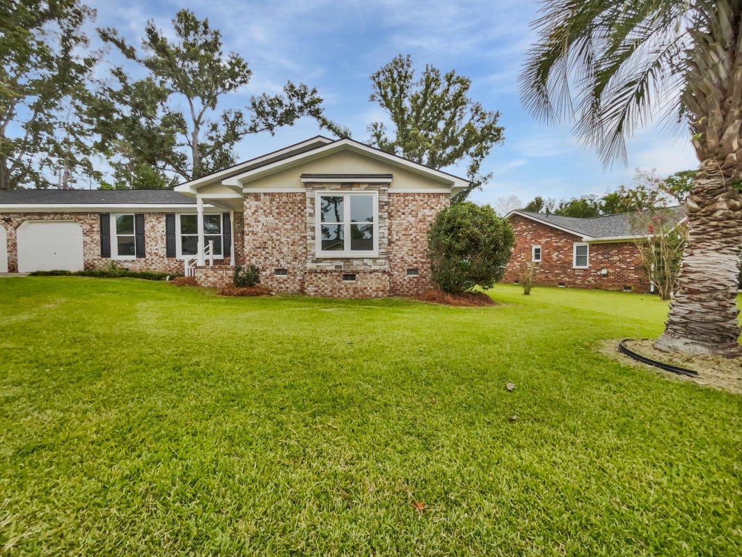218 Lodgepole Road