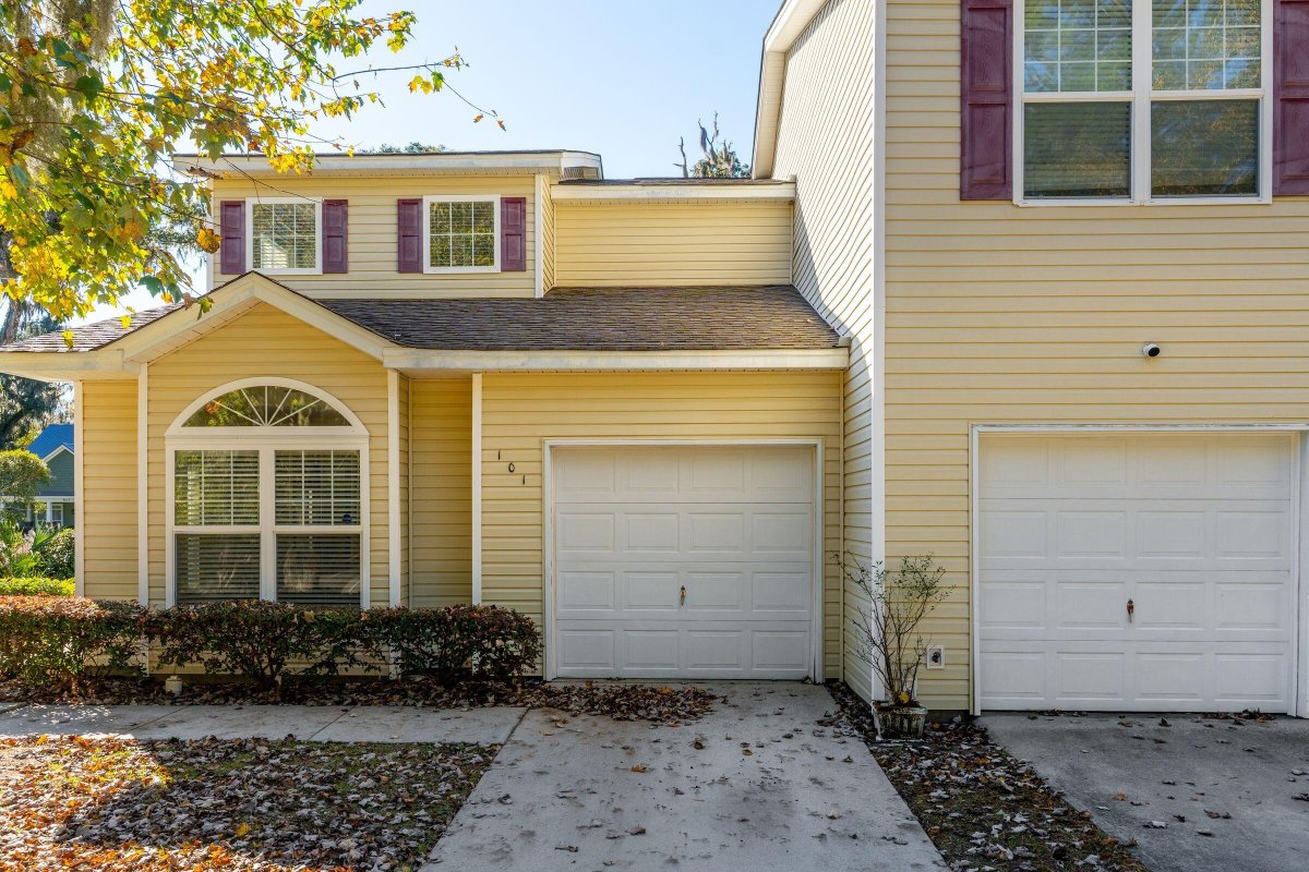 101 Angel Oaks Court