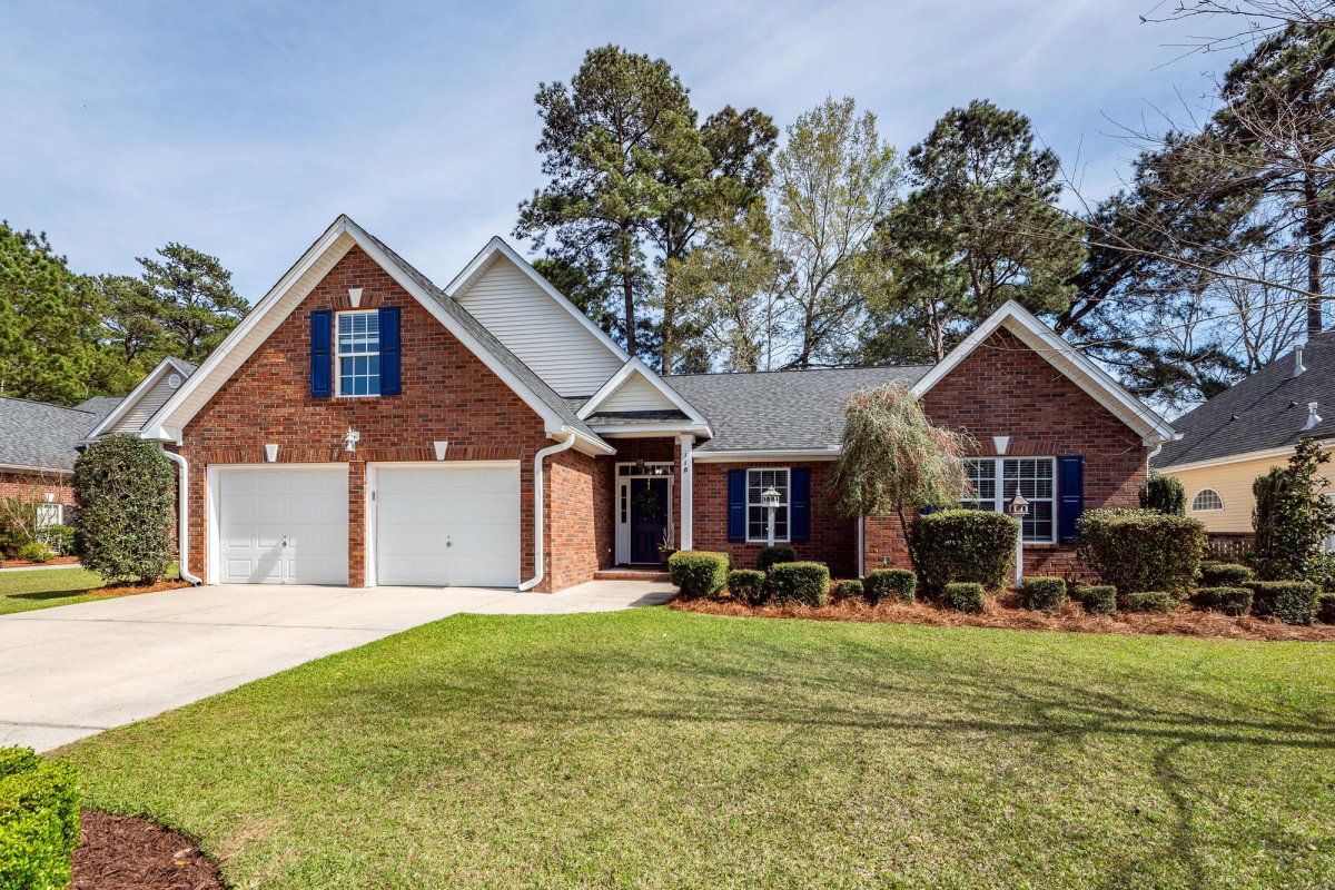 110 Horse Shoe Bay Court