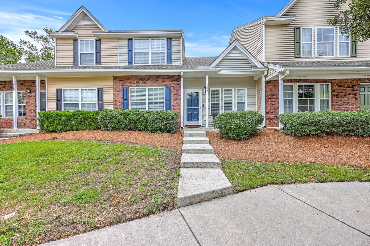 452 Doane Way