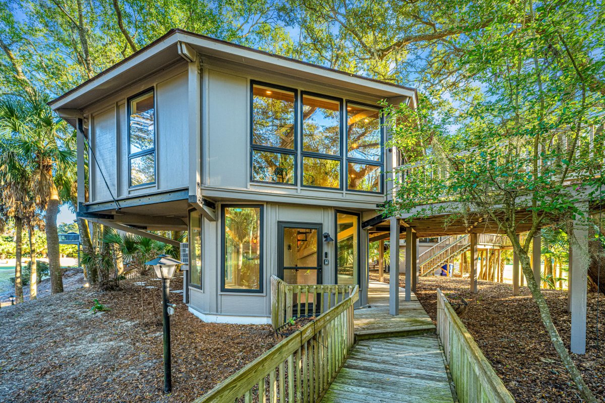 7 Dunecrest Trace