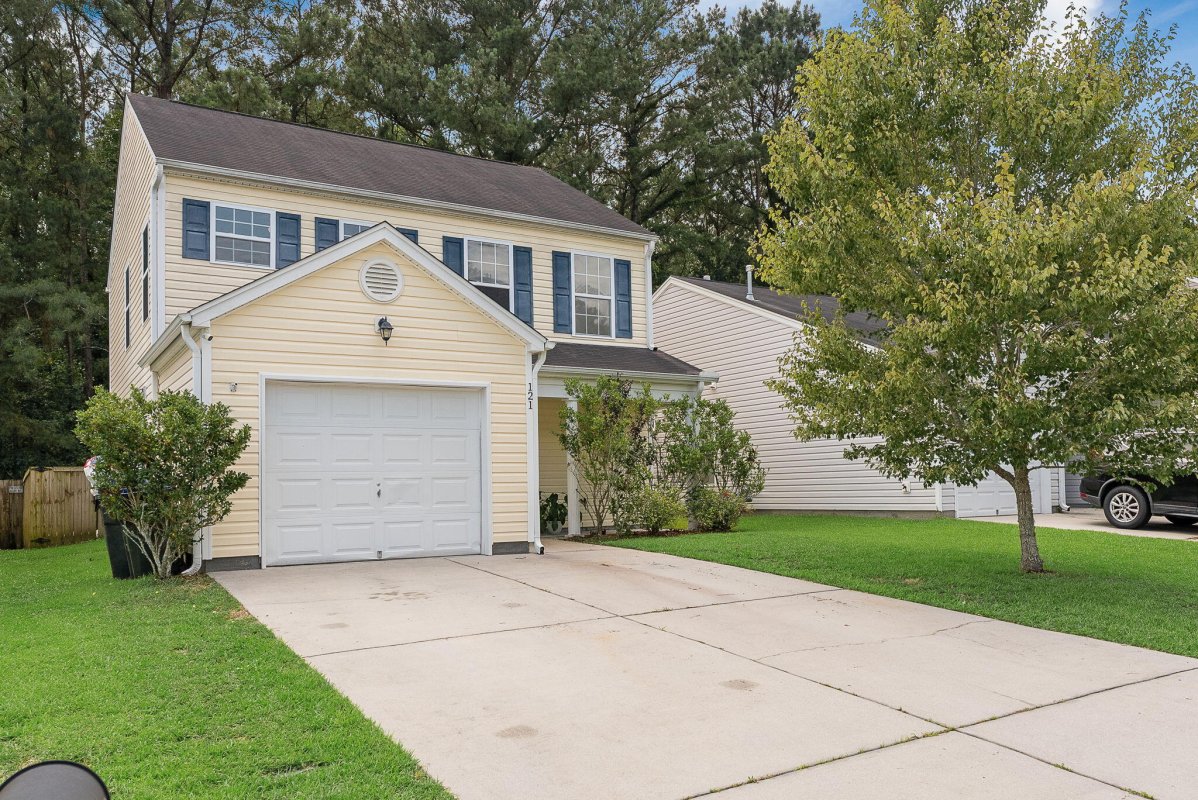 121 Coosawatchie Street