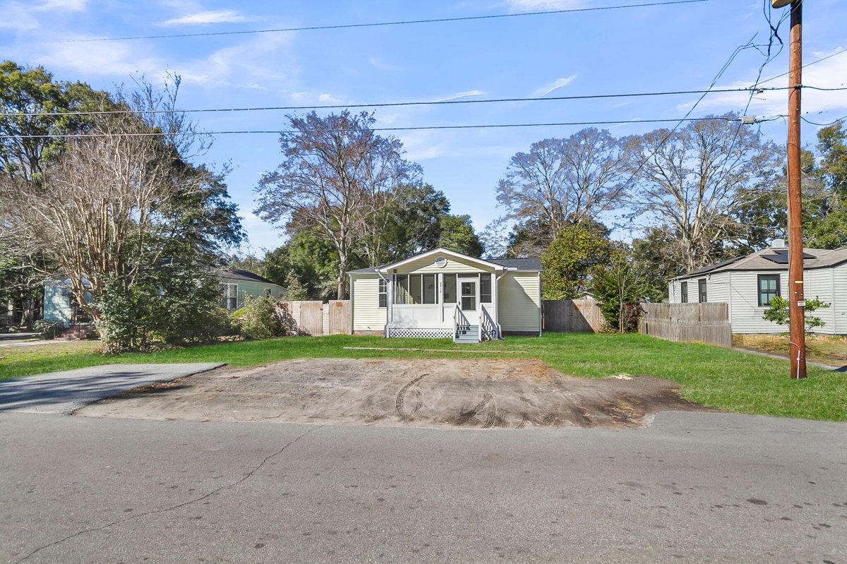 2612 Stark Lane