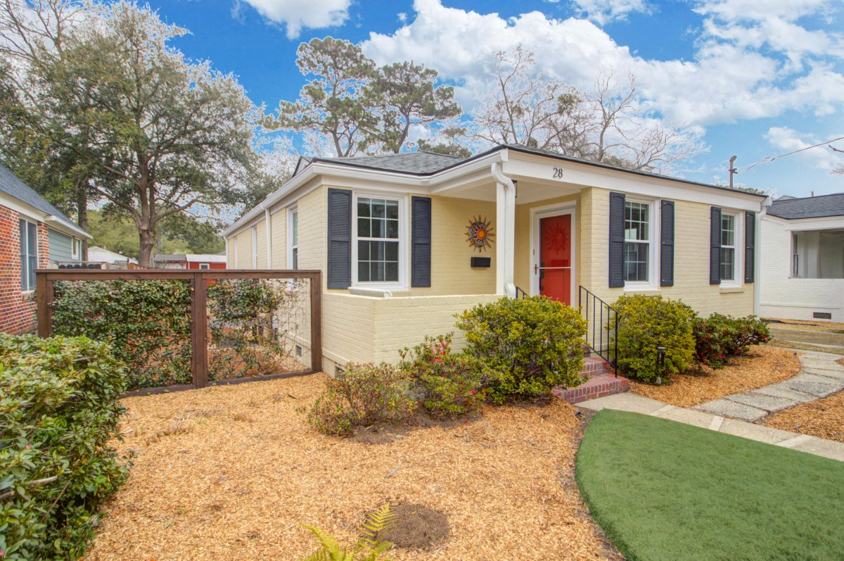 28 Lyttleton Avenue