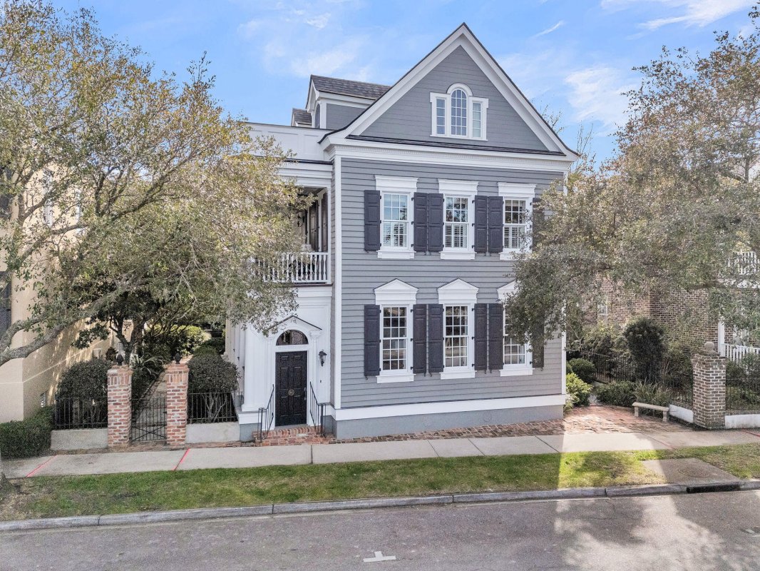 64 Sowell Street