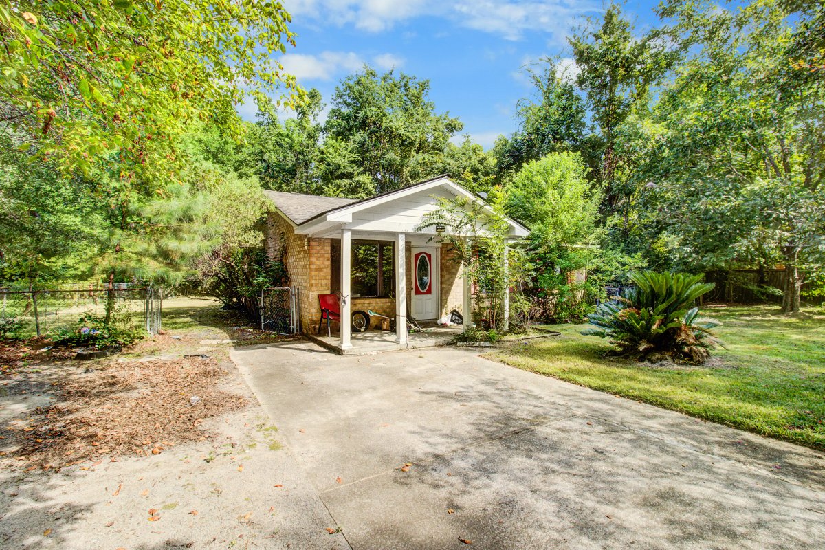 73 Oak Grove Road