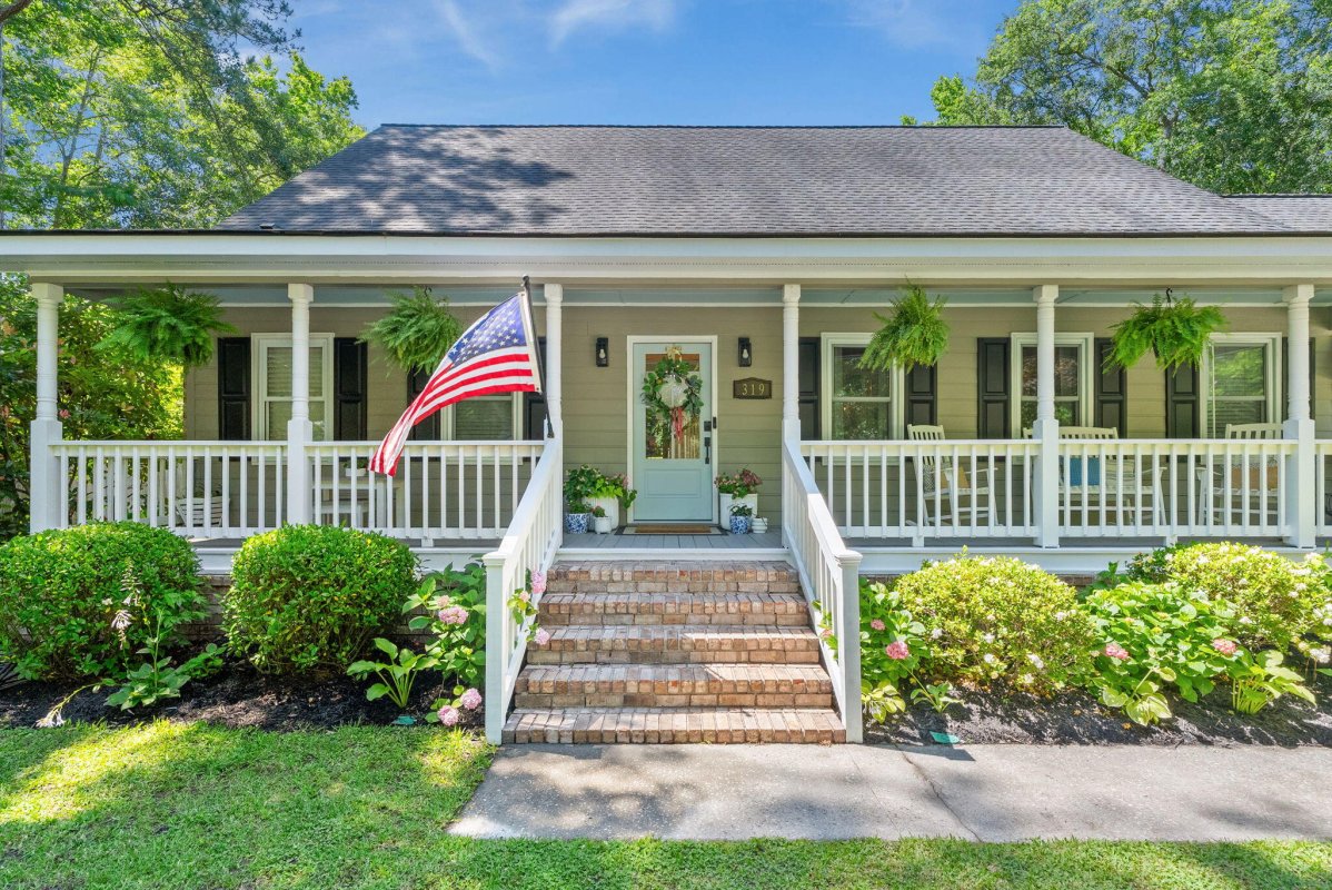 319 Middleton Boulevard