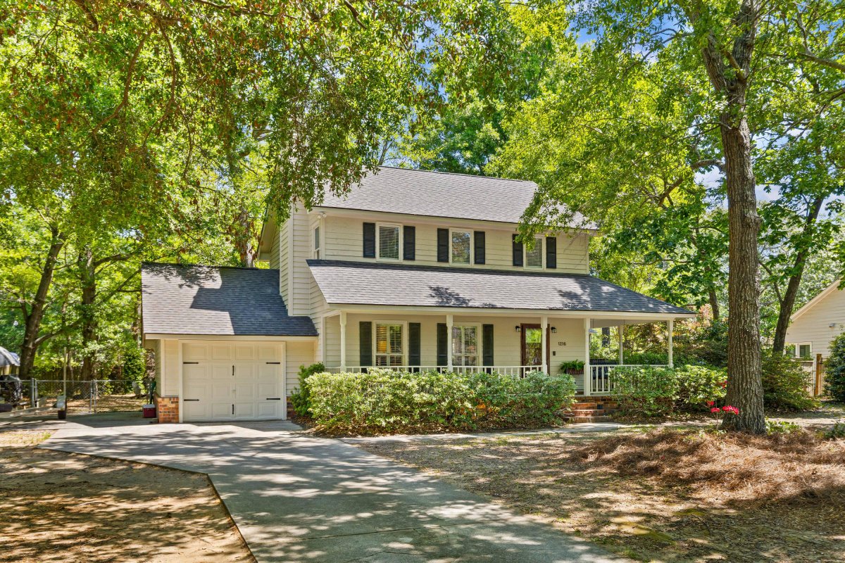 1216 Myrick Road