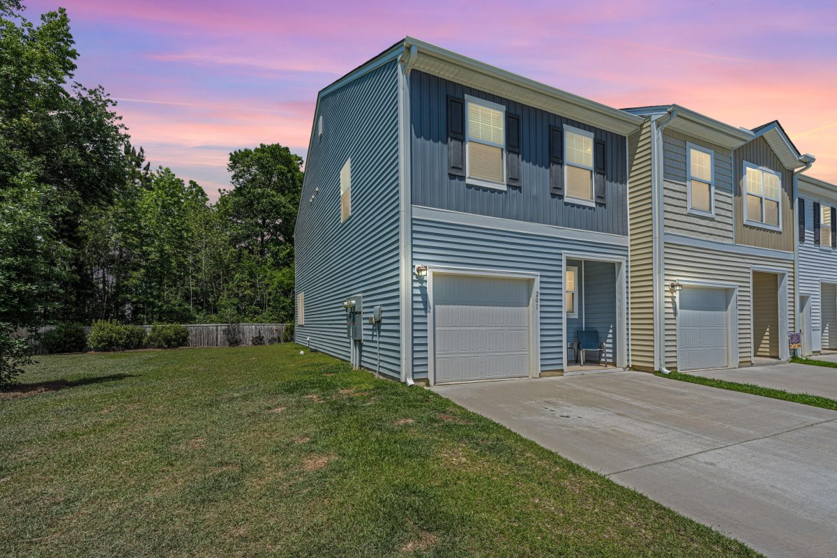 201 Trumpet Vine Drive
