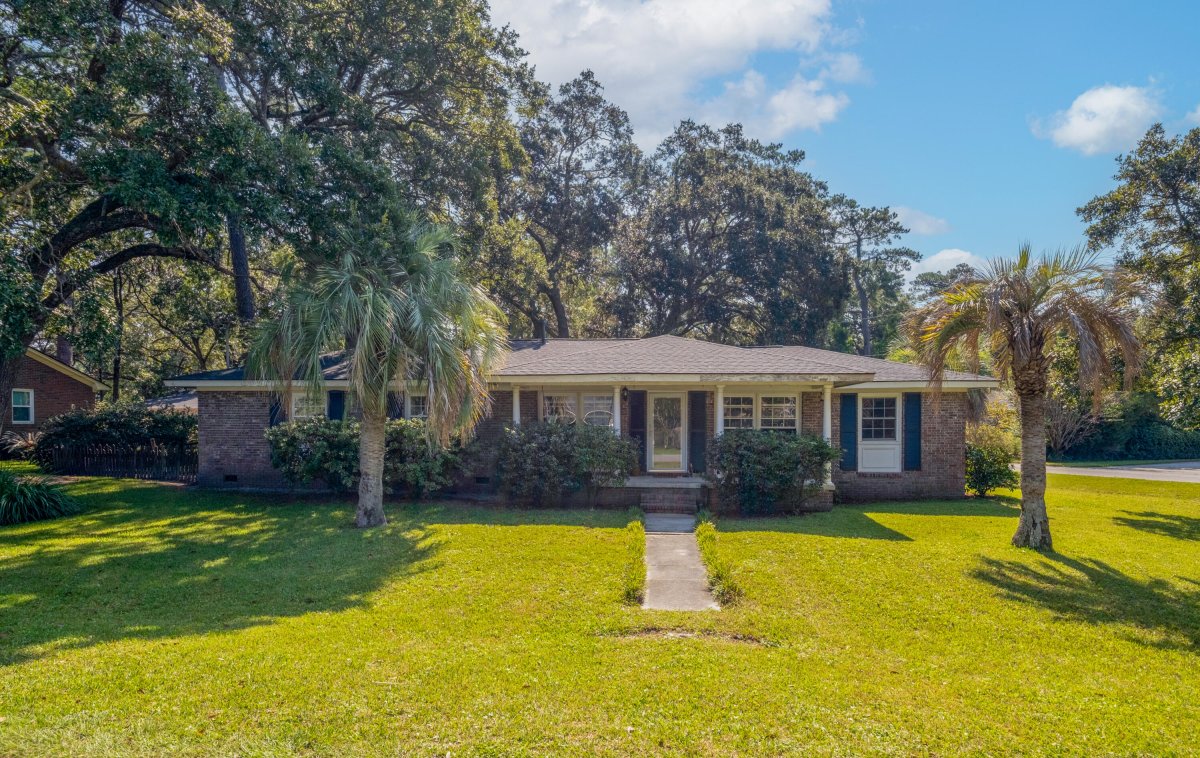 673 Middlewood Drive