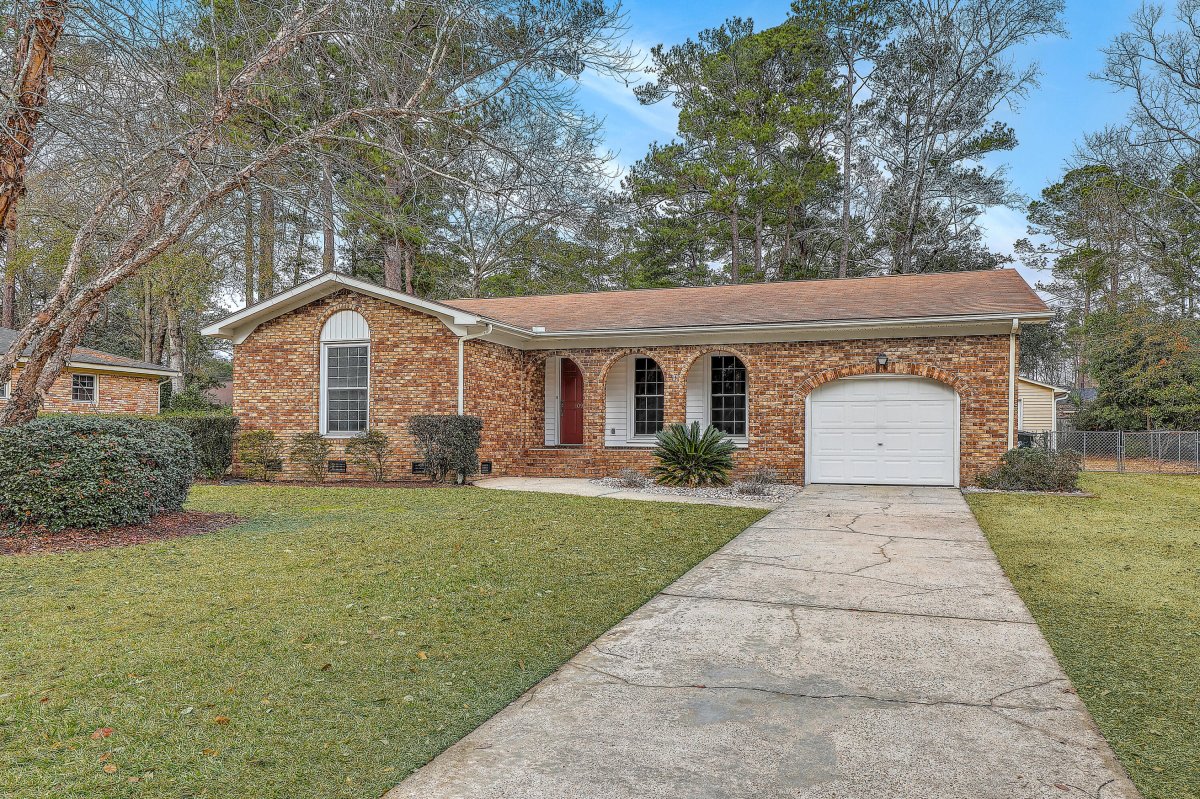 109 Niblick Road