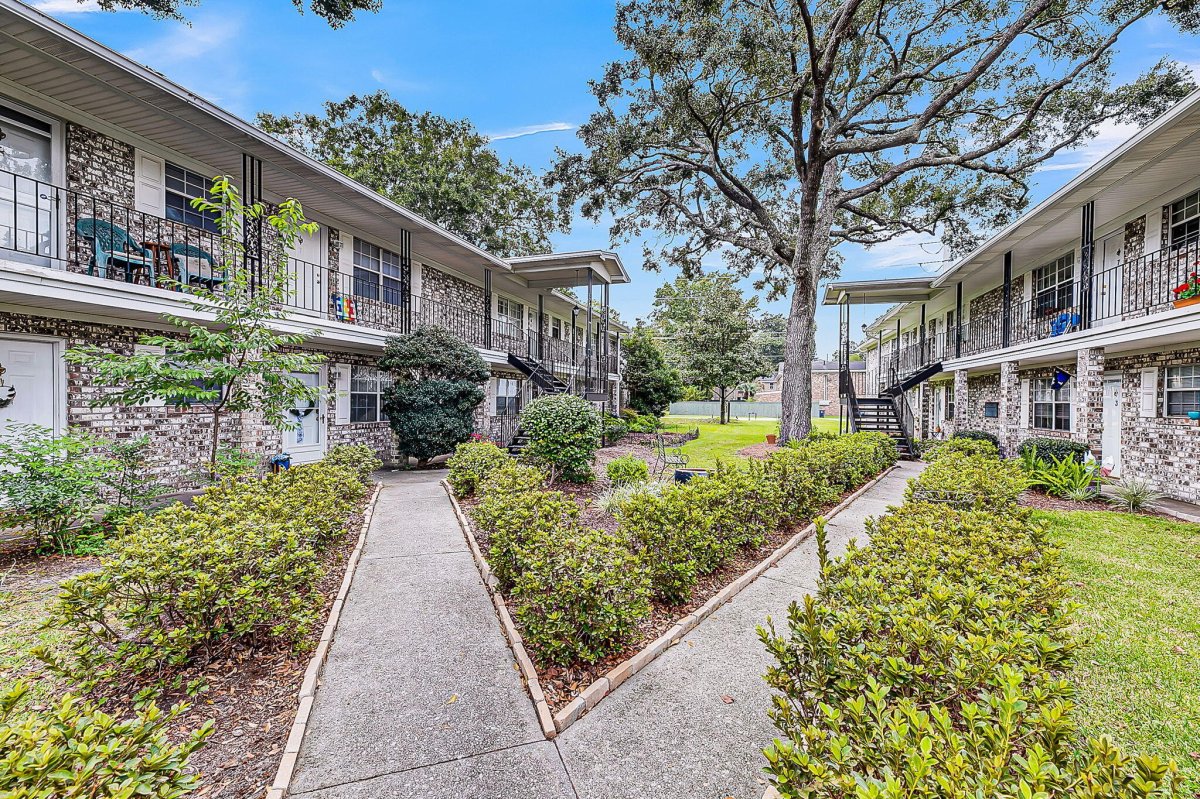 516 Arlington Drive 5 B 5