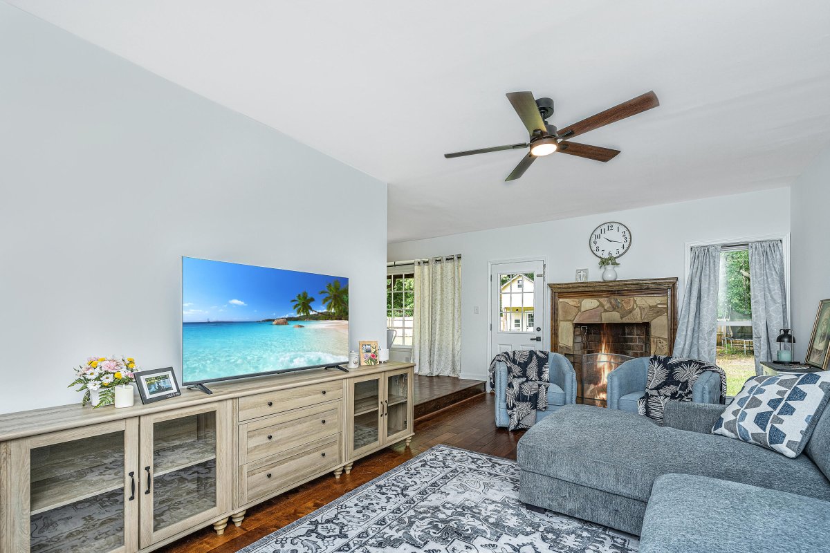 112 Foxfire Court