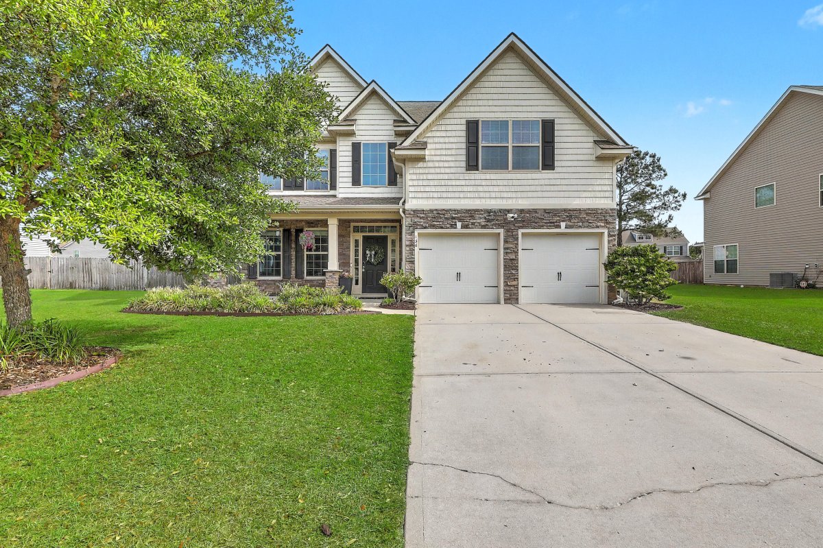 136 Carolina Wren Avenue