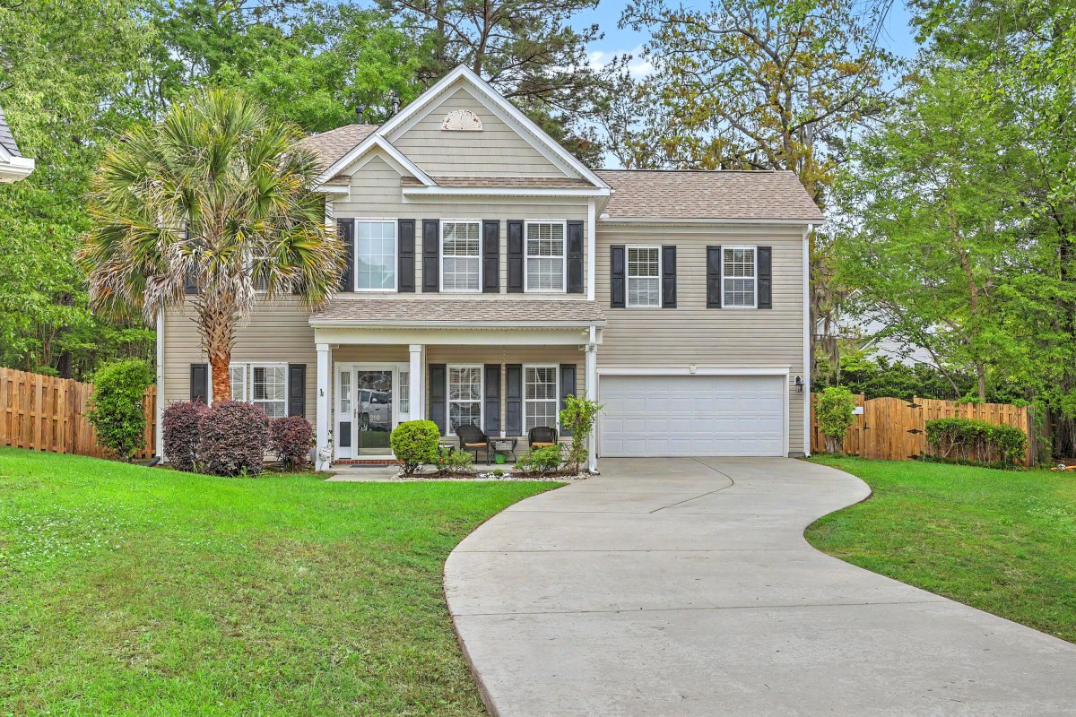 210 Curico Lane