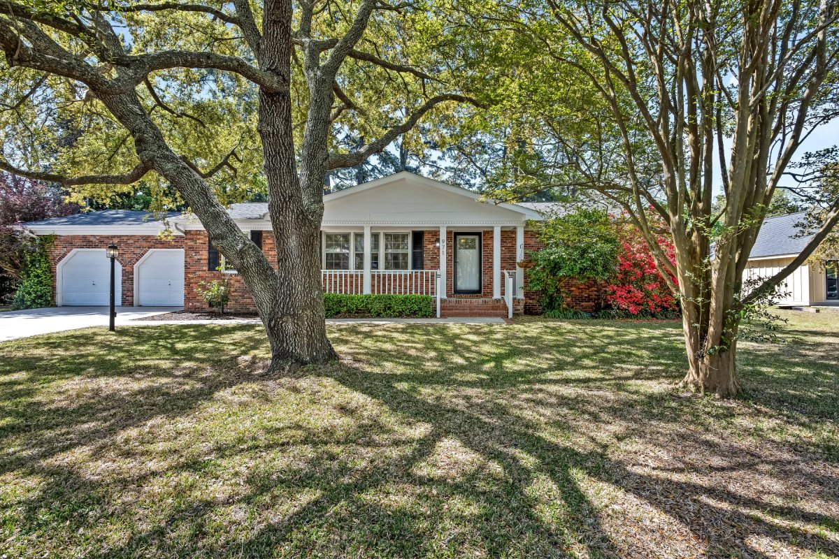 971 Carmel Drive