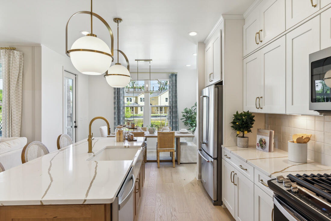 172 Claret Cup Way