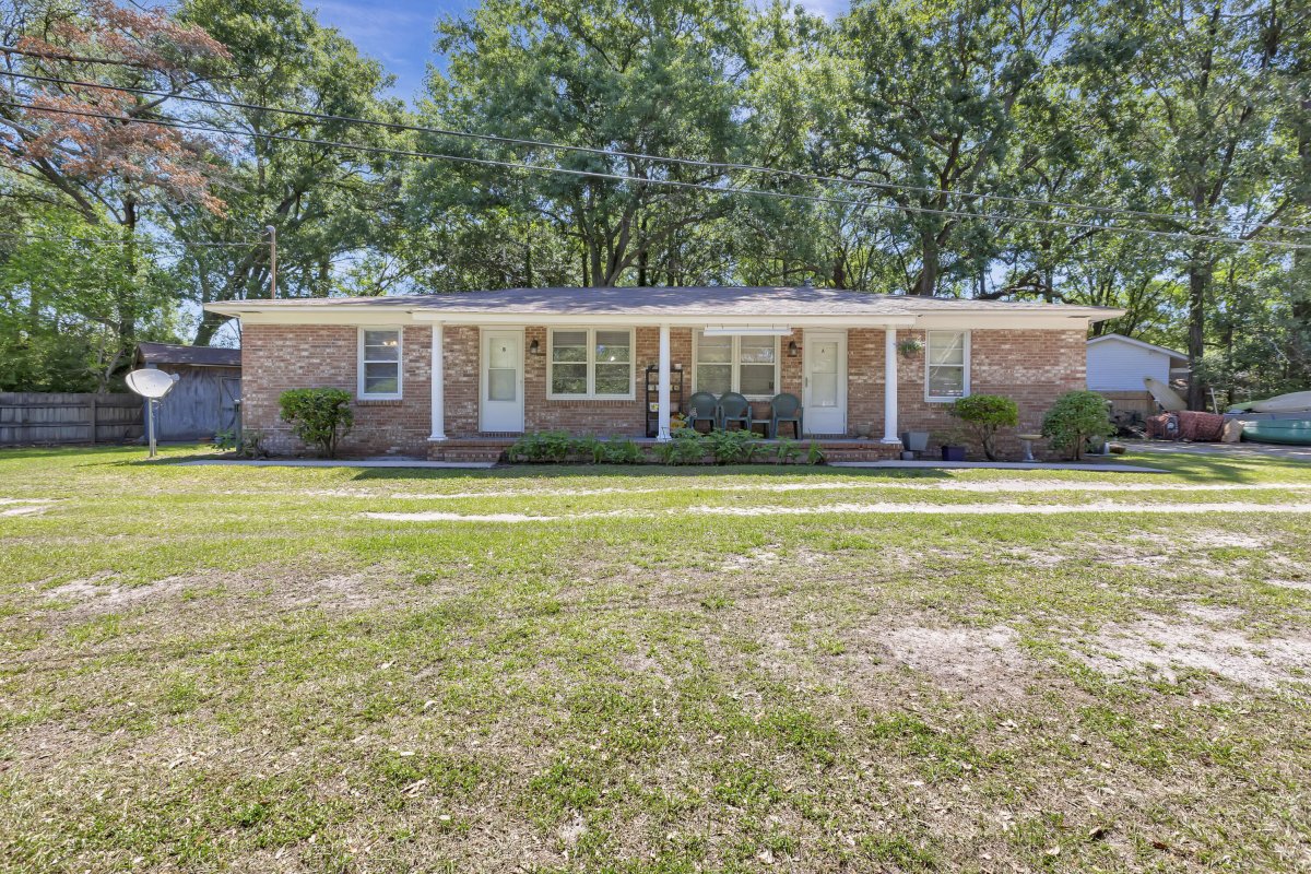 1746 E Avalon Circle