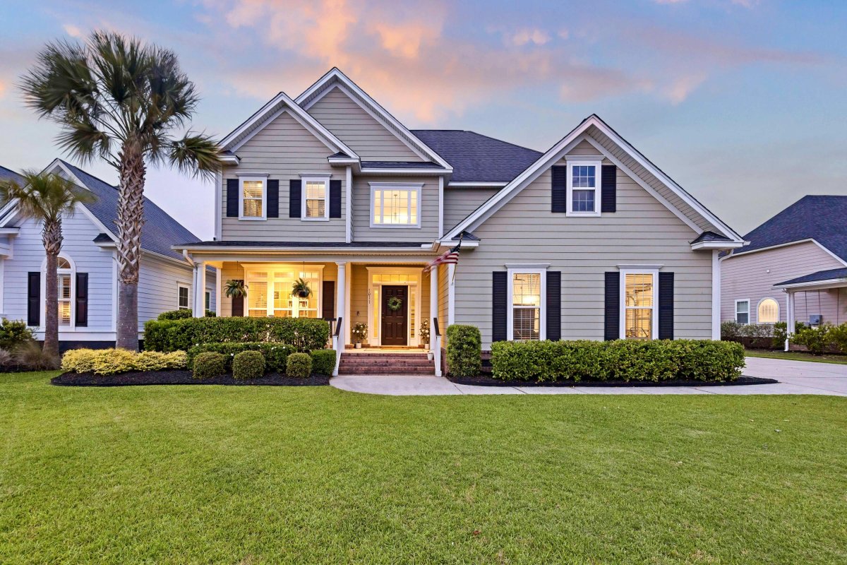 1011 Legacy Lane