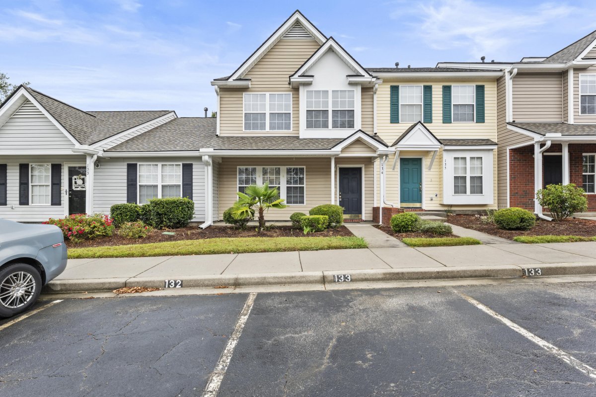 134 Hornby Circle