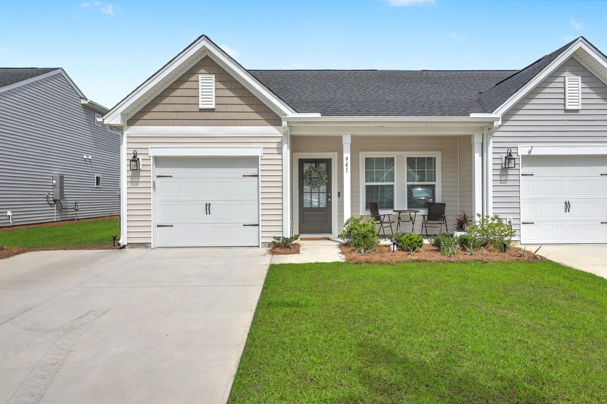 941 Dusk Drive