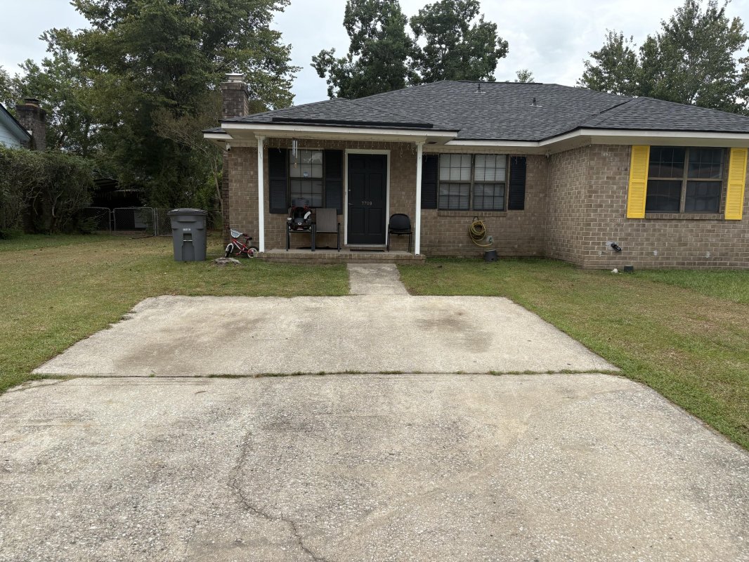 7709 Suzanne Drive