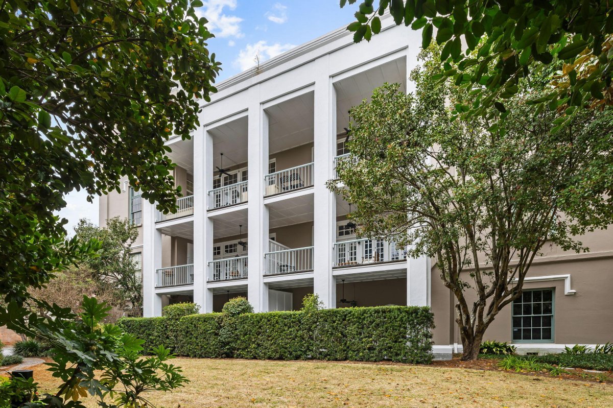 67 Legare Street 307
