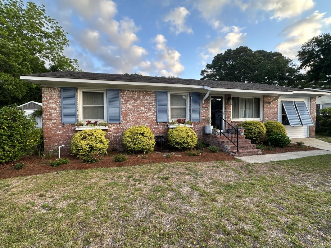 1554 Westwood Drive