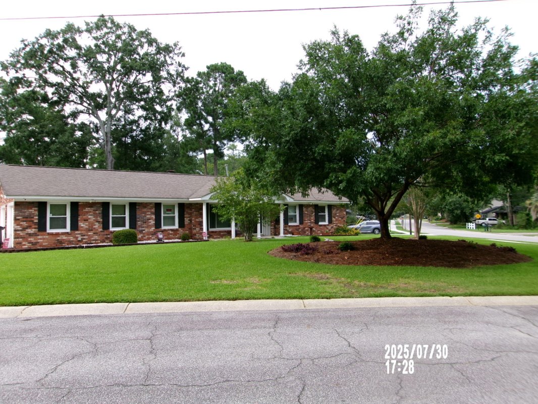 8305 Greenridge Road 1