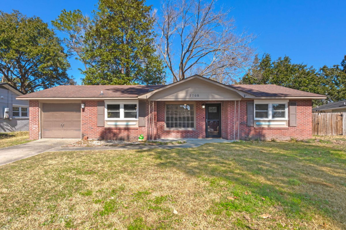 7708 Knollwood Drive