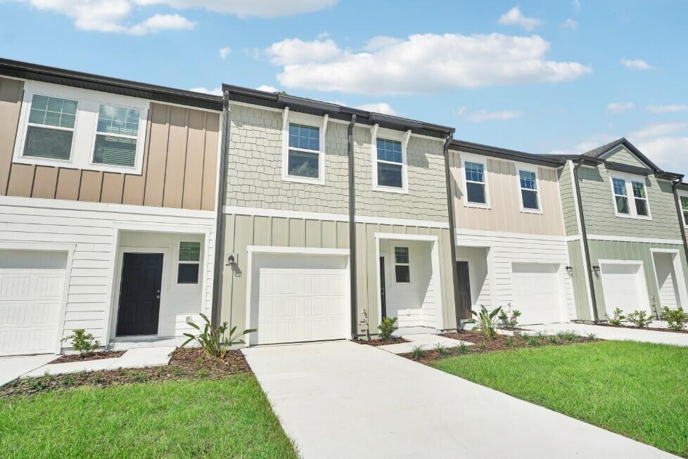 472 Colchester Court