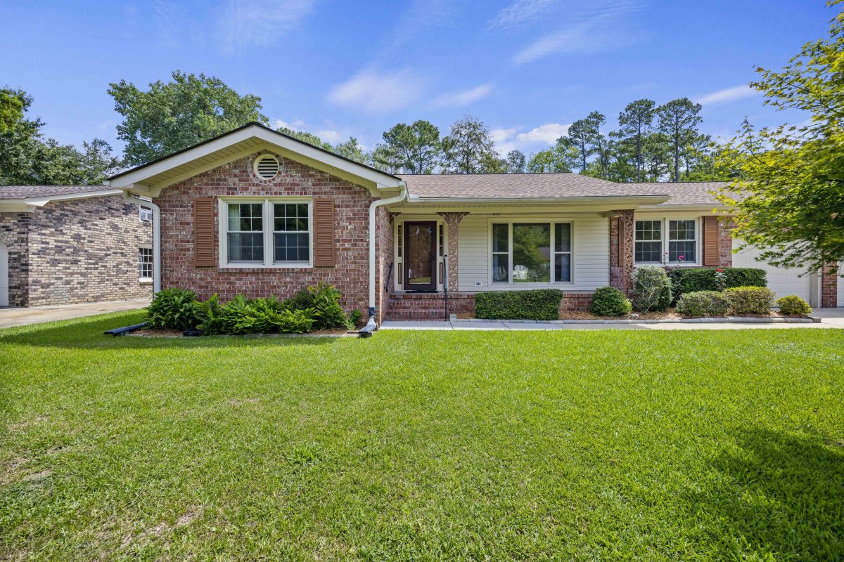 8428 Yorkshire Lane