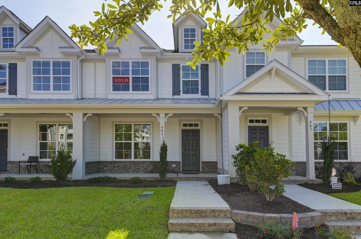 513 Adelaide Court