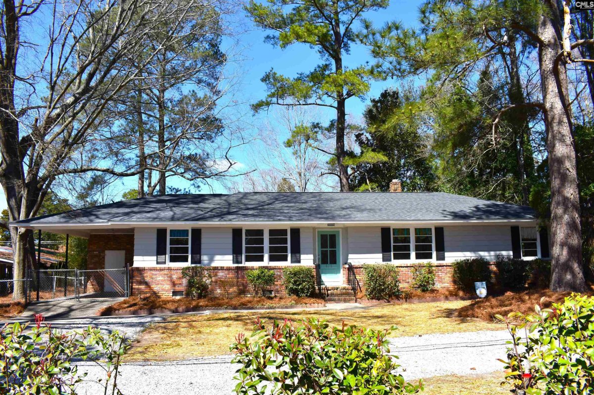 813 Greenlawn Drive