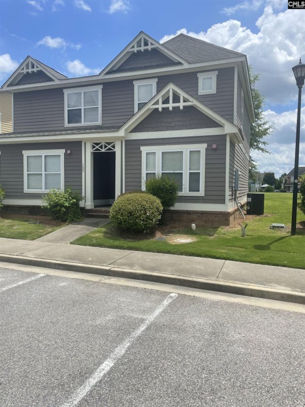 1929 Bluff Road 123