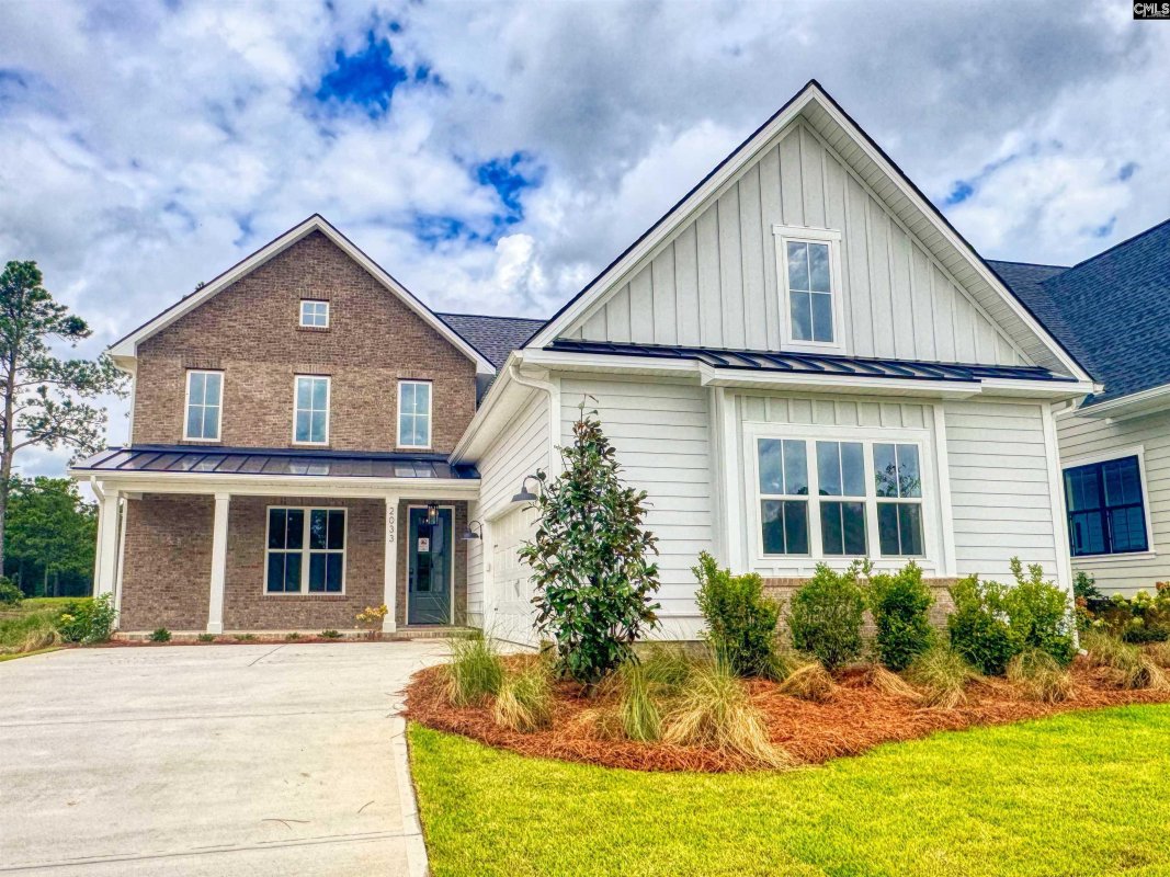 2033 Fairway View