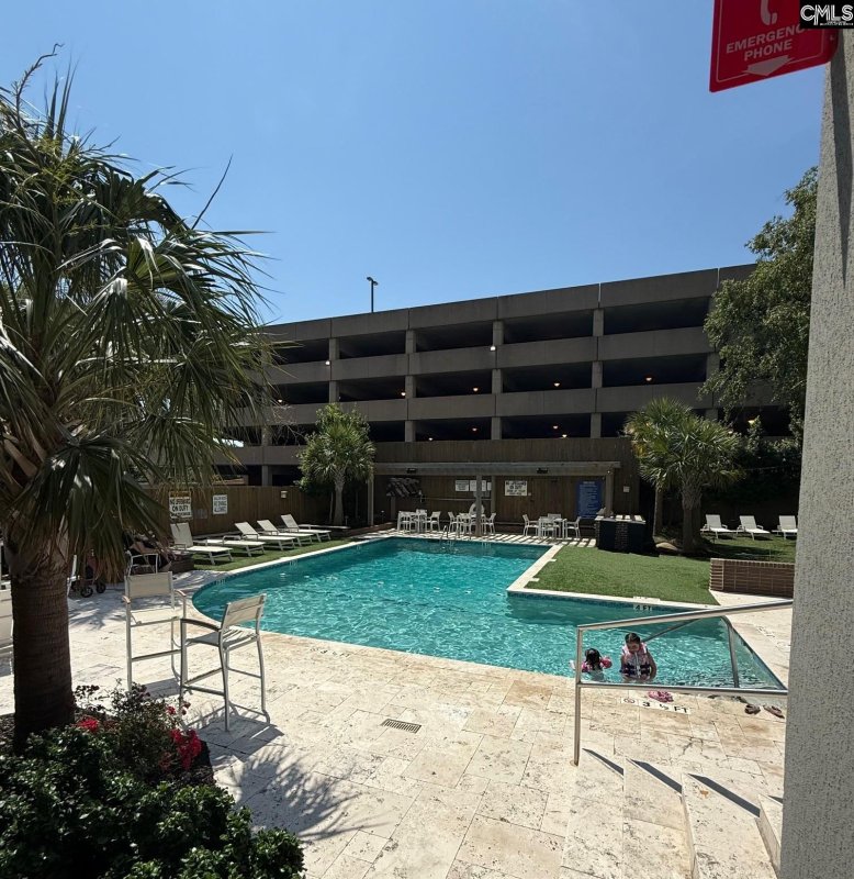 1520 Senate Street 197