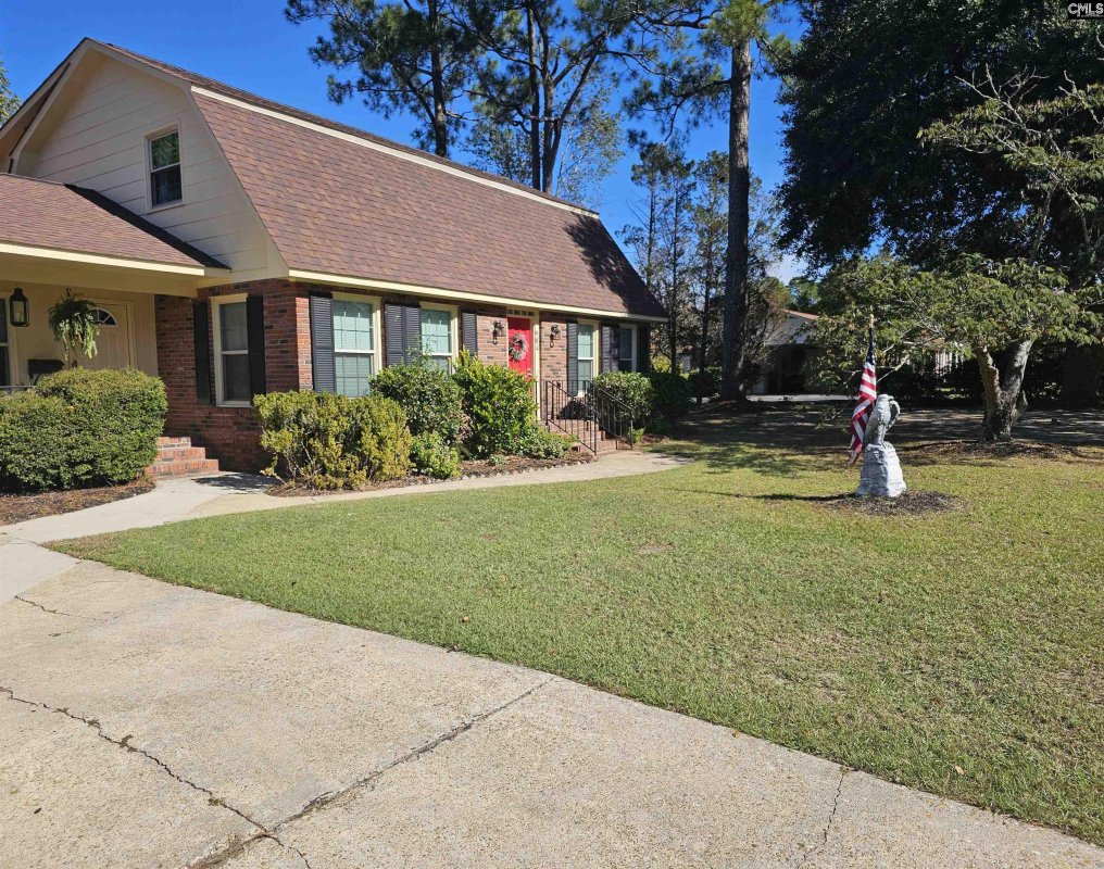 904 Sunnyhill Drive