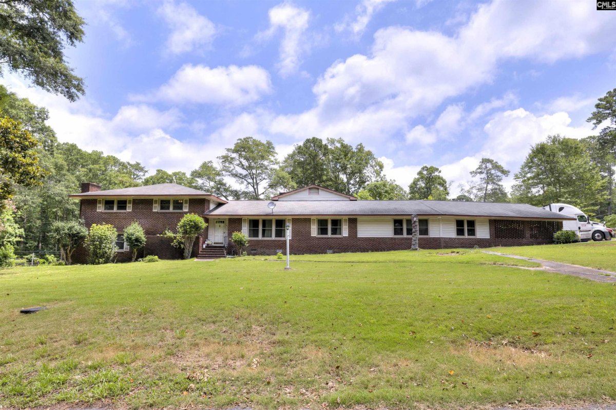 1702 Elm Abode