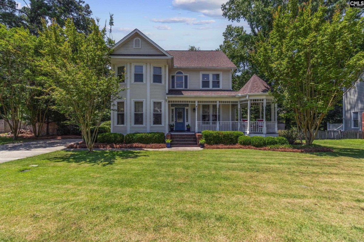 17 Oak Hollow Court