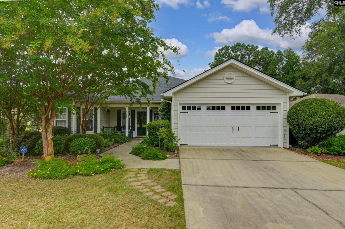 201 Lazy Acres Drive