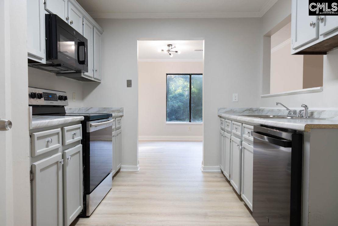 2001 Creekside Way