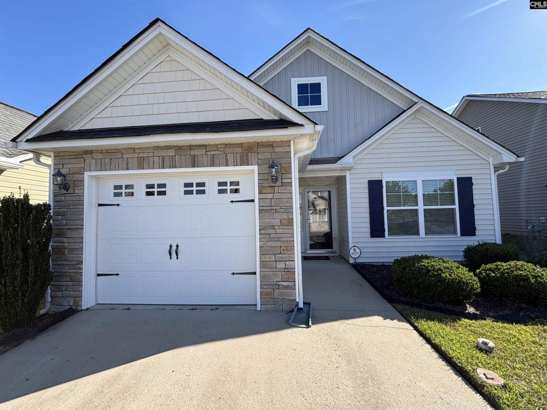 486 Glacier Way