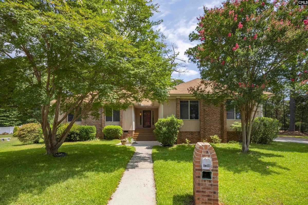 1200 College View Court